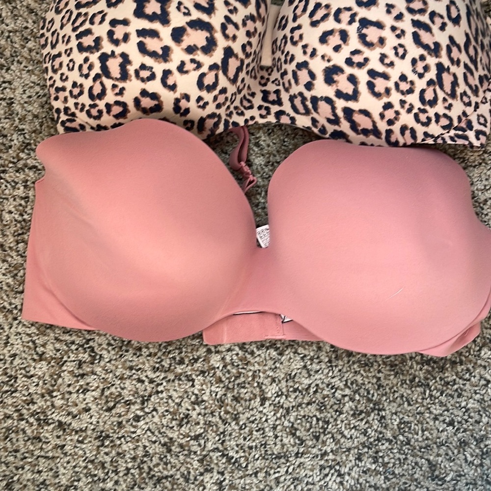 Victoria's Secret lined Demi bra